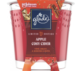 Glade Apple Cosy Cider z zapachem jabłka i gorącego cydru świeca w szkle, czas palenia do 38 godzin 129 g