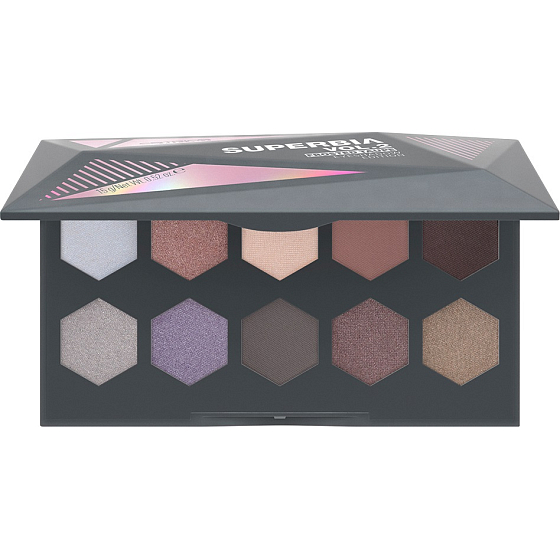 Catrice Superbia Vol. 2 Frosted Taupe Eyeshadow Edition paleta očních stínů 010 Icy Fire 15 g
