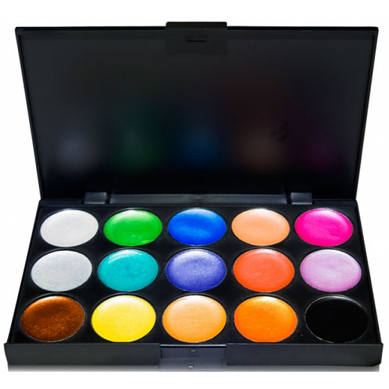 Be Chic! Creamy Color Palette paleta 15 očních stínů