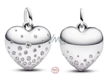 Charm Sterlingové stříbro 925 Srdce poseté zirkony, symbol lásky a elegance, přívěsek na náramek láska