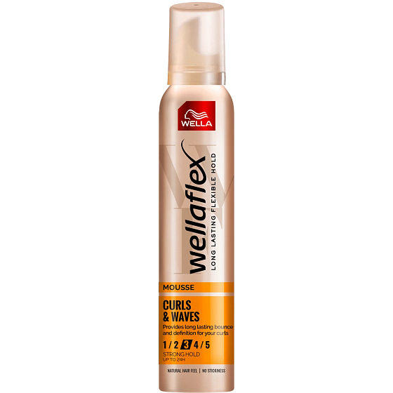 Wella Wellaflex Curls and Waves mocne utrwalenie piankowy żel do włosów 200 ml