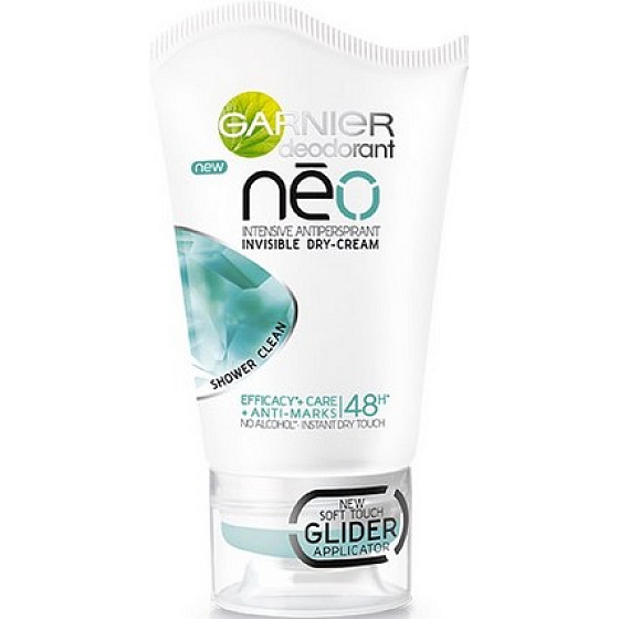 Garnier Neo Shower Clean antiperspirant deodorant stick pro ženy 40 ml