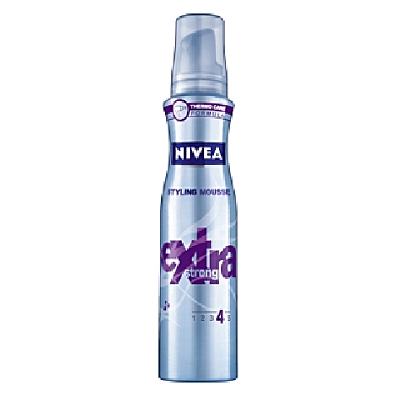 Nivea Create & Fix Extra Strong extra silně tužicí pěnové tužidlo 150 ml
