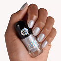 Essence Holo Bomb lak na nehty s holografickým efektem 01 Ridin' Holo 8 ml