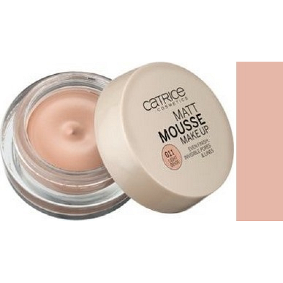 Catrice Matt Mousse pěnový make-up 011 Light Beige 16 g