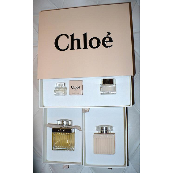 Chloé Chloé parfémovaná voda pro ženy 75 ml + tělové mléko 100 ml + parfémovaná voda 5 ml, dárková sada