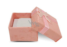 Pudełko prezentowe z gąbeczką na biżuterię z różową wstążką 4 x 4 x 2,5 cm 1 sztuka