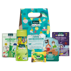 Kneipp Velké koupací překvapení pro kluky Dračí síla sůl do koupele 40 g + Vesmírná jízda sůl do koupele 40 g + Dračí síla šampon a sprchový gel 200 ml + Pirátská výprava pěna do koupele 40 ml + Dračí kouzlo šumivá tableta do koupele 80 g, kosmetická sada pro děti Kneipp Velké koupací překvapení pro kluky Dračí síla sůl do koupele 40 g + Vesmírná jízda sůl do koupele 40 g + Dračí síla šampon a sprchový gel 200 ml + Pirátská výprava pěna do koupele 40 ml + Dračí kouzlo šumivá tableta do koupele 80 g, kosmetická sada pro děti