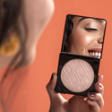 Artdeco Glow Bronzer bronzer s rozjasňovačem Rays of Sunshine 10 g