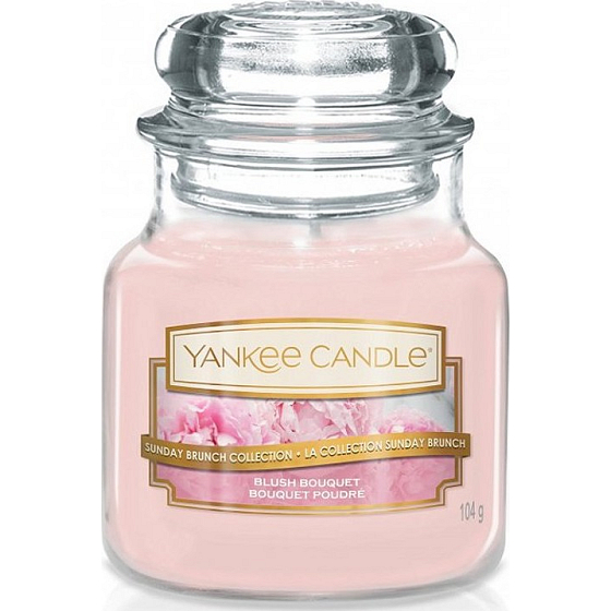 Yankee Candle Blush Bouquet - Růžová kytice vonná svíčka Classic malá sklo 104 g
