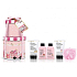 Baylis & Harding Jahodový cupcake mýdlo 100 ml + Malinová panna cotta sprchový krém 100 ml + Cheesecake tělové mléko 50 ml + Cukrová mandle krém na ruce 50 ml + Cukrová mandle krystalky do koupele 25 g + masážní houbička, kosmetická sada