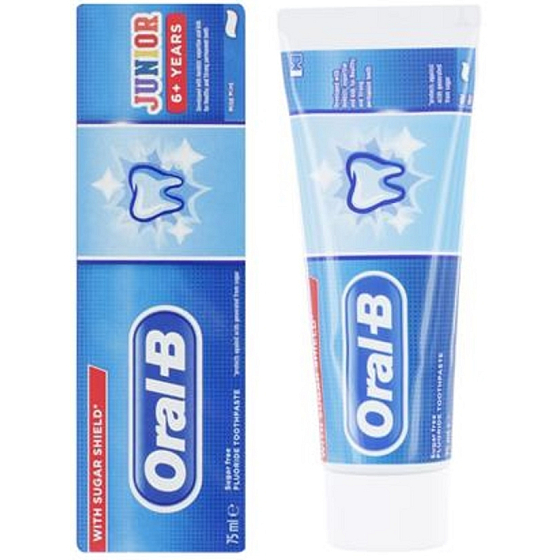 Oral-B Junior zubní pasta s jemnou příchutí pro děti od 6+ 75 ml