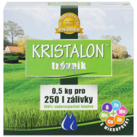 Agro Kristalon Trawnik rozpuszczalny w wodzie uniwersalne nawożenie 0,5 kg na 250 l podlewania