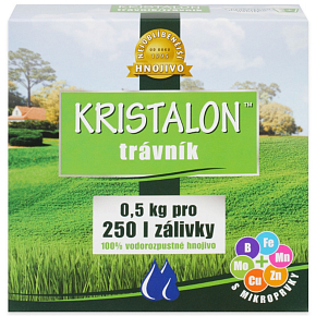 Agro Kristalon Trawnik rozpuszczalny w wodzie uniwersalne nawożenie 0,5 kg na 250 l podlewania