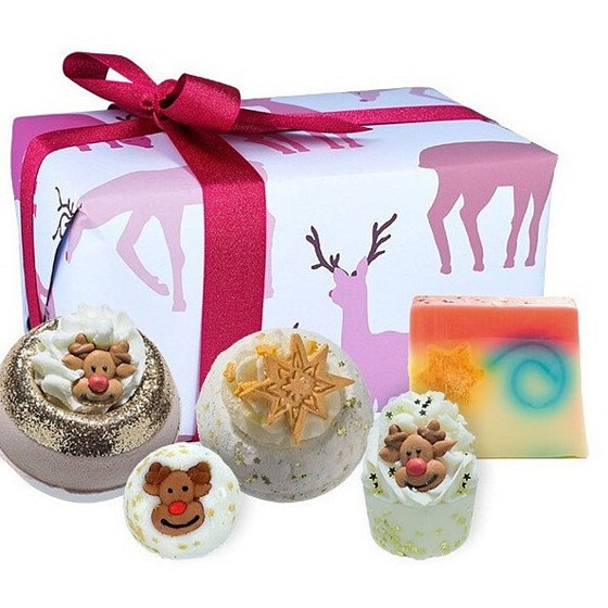 Bomb Cosmetics Rudolph Nose Nest šumivý balistik do koupele 2 x 160 g + glycerinové mýdlo 100 g + máslová kulička 30 g + špalíček do koupele 50 g, kosmetická sada