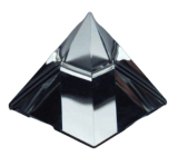 Kryształowe szkło Pyramida gładka 40 mm - ciężar, pudełko prezentowe