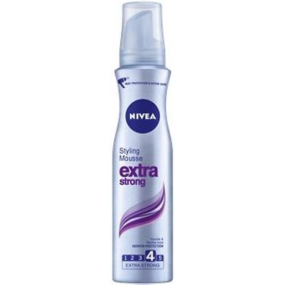 Nivea Extra Strong extra silně tužící pěnové tužidlo 150 ml