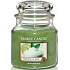 Yankee Candle Vanilla Lime - Vanilka s limetkou vonná svíčka Classic střední sklo 411 g