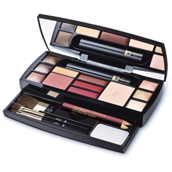 Lancome Absolu Voyage complete make-up palette