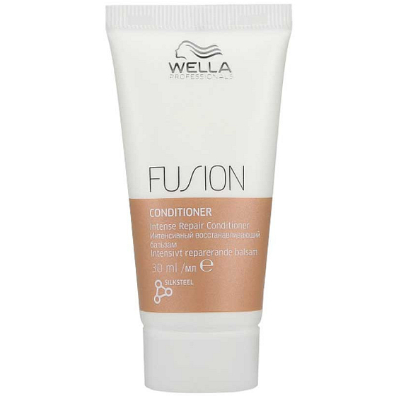 Wella Professionals Fusion Intense Repair regenerační kondicionér pro poškozené vlasy Mini 30 ml