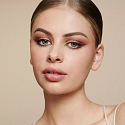 Catrice Instant Awake rozświetlacz pod oczy 010 Light Rose 4,2 g