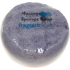 Fragrant Blue Glycerinowe mydło masażowe z gąbką wypełnioną zapachem Dolce & Gabbana Light Blue w kolorze fioletowo-niebieskim 200 g