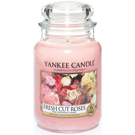 Yankee Candle Fresh Cut Roses - Čerstvě nařezané růže vonná svíčka Classic velká sklo 623 g