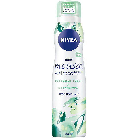 Nivea Body Mousse Crispy Cucumber & Matcha Tea osvěžující tělová pěna pro suchou pokožku 200 ml