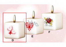 Lima Valentýnská svíčka 2 srdíčka svíčka s obtiskem bílá krychle 45 x 45 mm 1 kus