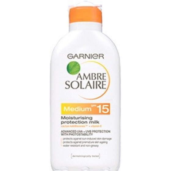 Garnier Ambre Solaire SPF15 mléko na opalování Medium 200 ml