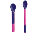 Mam Feeding Spoons & Cover 2 fazowe łyżeczki do karmienia z ochronnym pokrowcem 6+ miesięcy Różowa 1 zestaw