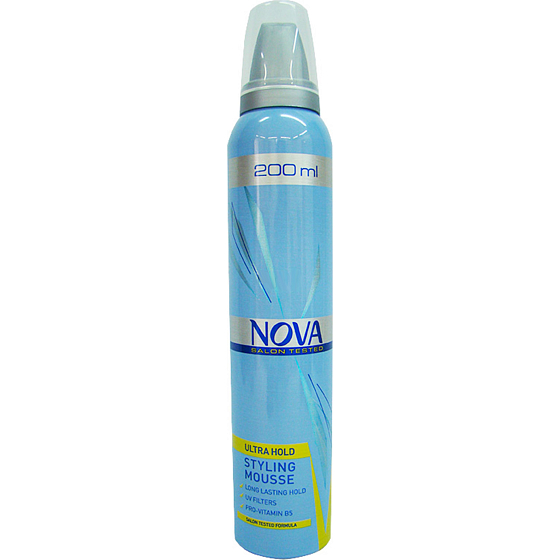 Nova Ultra Hold velmi silně tužící pěnové tužidlo na vlasy 200 ml