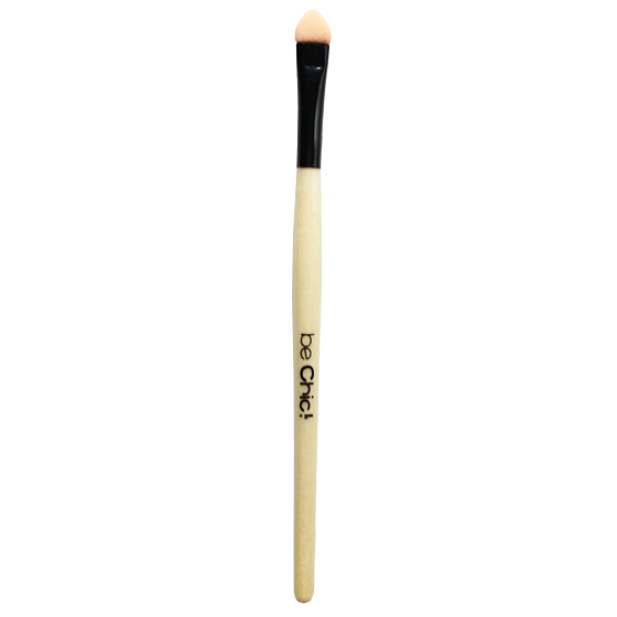 Be Chic! Professional White B 15 pěnový aplikátor na oční stíny 14,8 cm