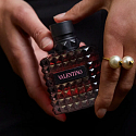 Valentino Born in Roma Intense Donna perfumowana woda dla kobiet 30 ml