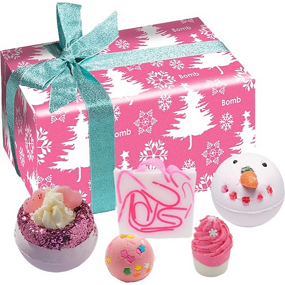 Bomb Cosmetics Růžové Vánoce - Dreaming of a Pink Christmas balistik 2x160 g + špalíček 50 g + kulička 30 g + mýdlo 100 g, kosmetická sada