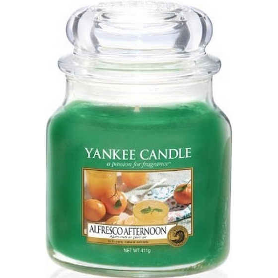 Yankee Candle Alfresco Afternoon - Alfresco odpoledne vonná svíčka Classic střední sklo 411 g