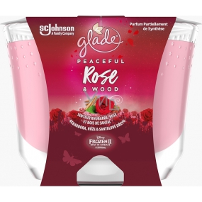 Glade Maxi Peaceful Rose & Wood s vůní rebarbory, růže a santalového dřeva vonná svíčka ve skle, doba hoření až 52 hodin 224 g Glade Maxi Peaceful Rose & Wood s vůní rebarbory, růže a santalového dřeva vonná svíčka ve skle, doba hoření až 52 hodin 224 g