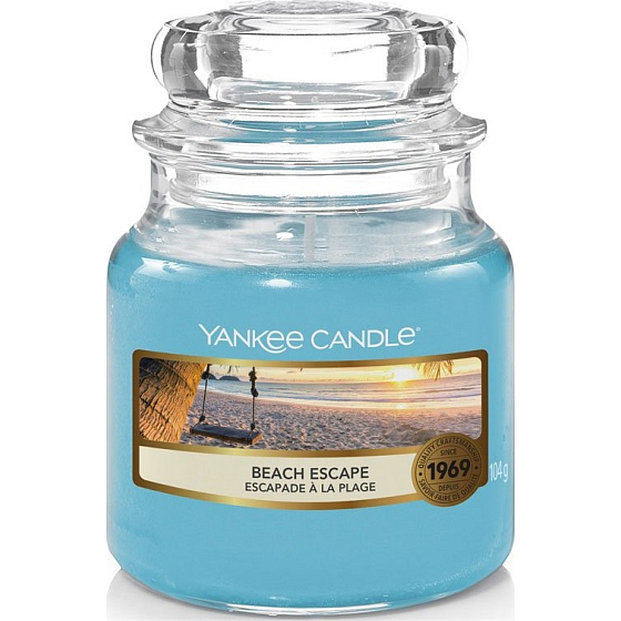 Yankee Candle Beach Escape - Únik na pláž vonná svíčka Classic malá sklo 104 g