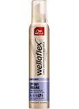 Wellaflex lak do włosów Volume Extra strong (4), 200 ml